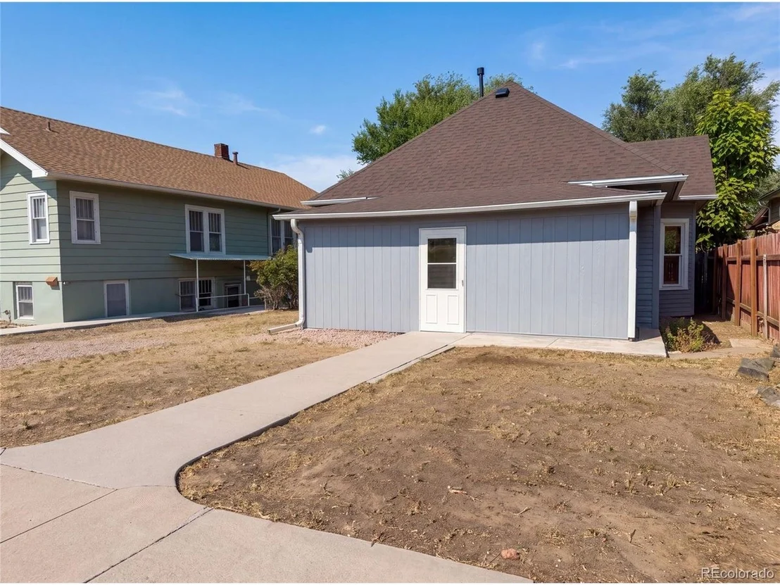 Photo of 1618 7th Ave