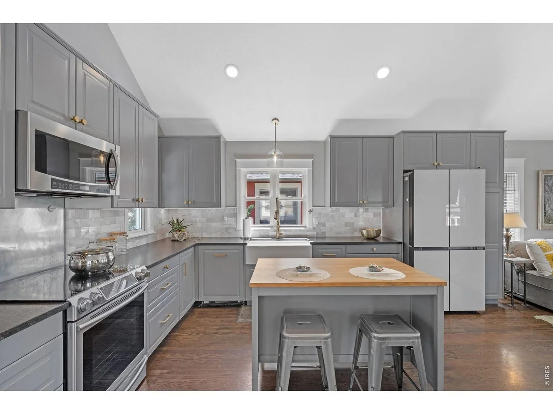 Photo of 1029 Katy Ln