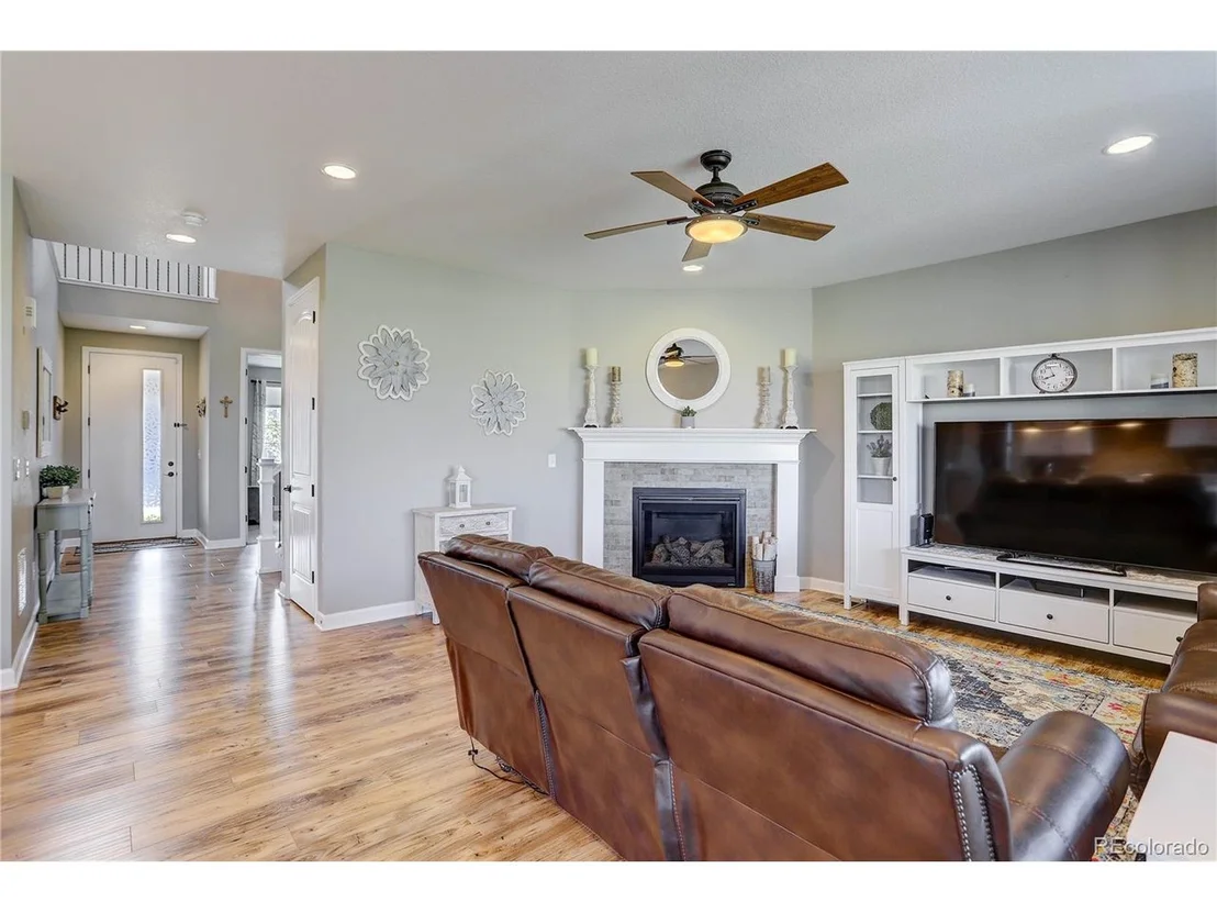Photo of 15137 Vine Way
