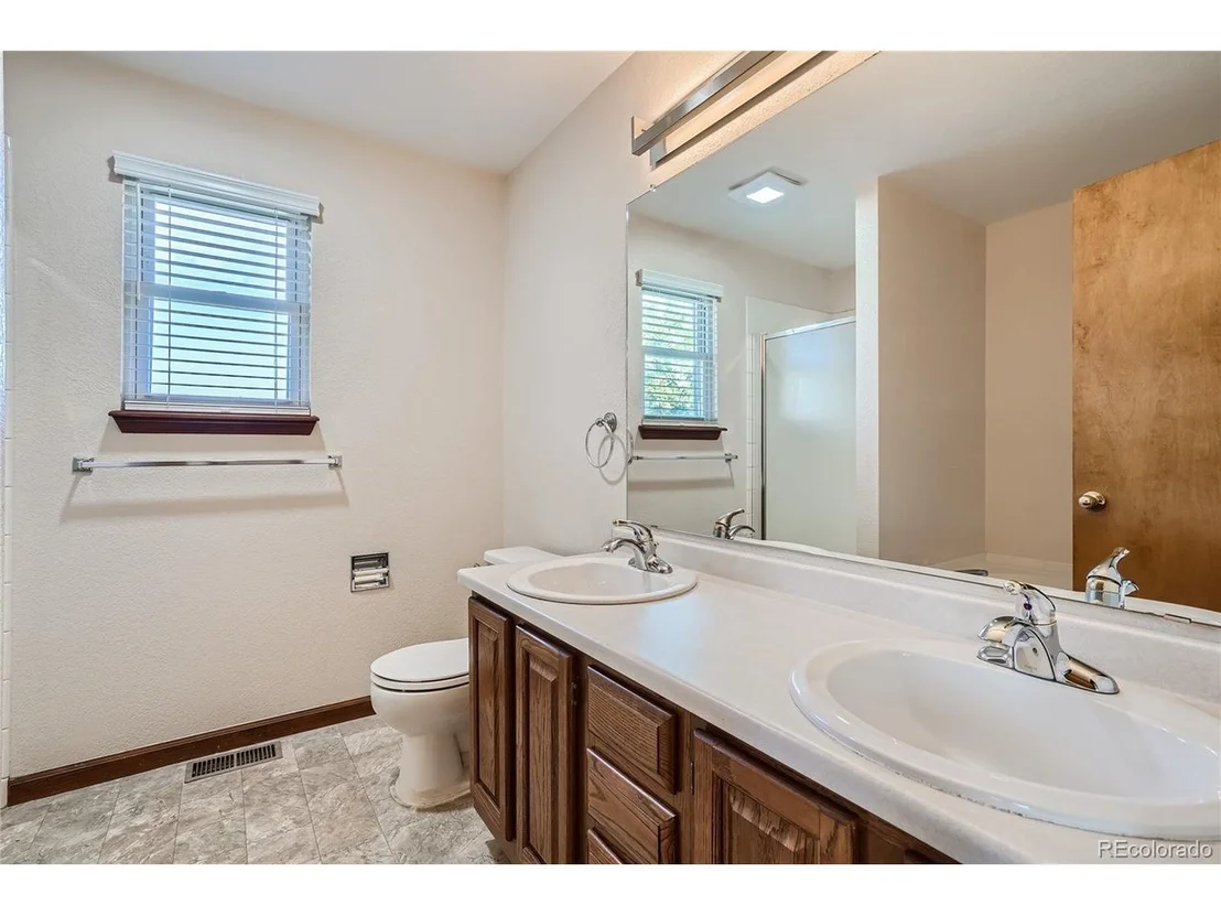 Photo of 12079 Ivy Cir