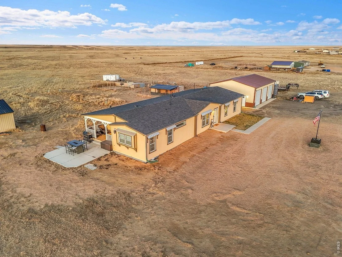 Photo of 41219 County Road 84