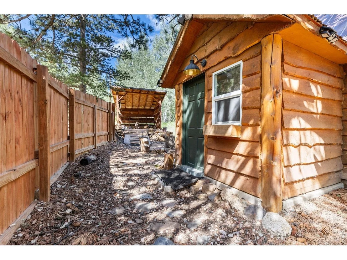 Photo of 665 Lower Travis Gulch Rd