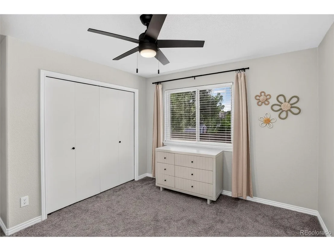 Photo of 115 Falcon Cir