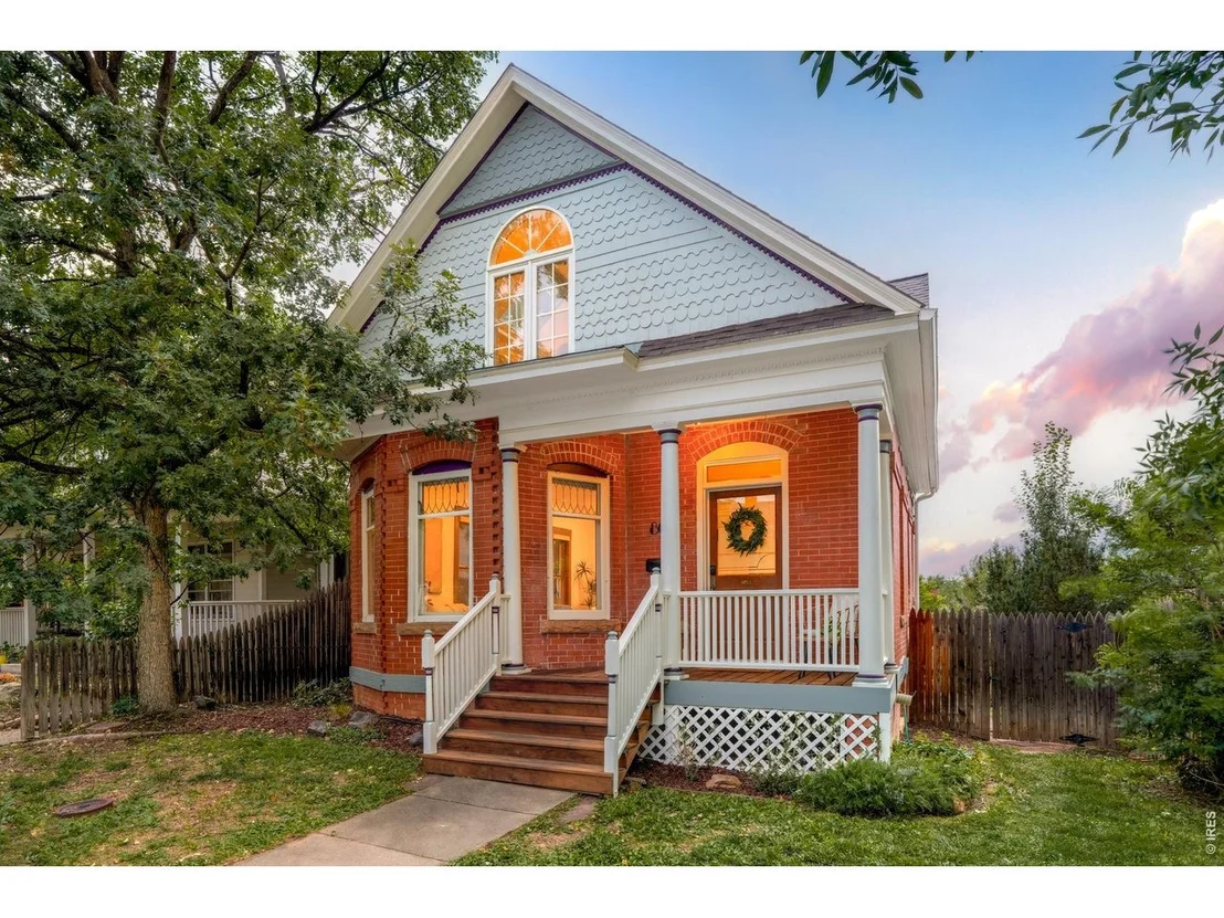 Photo of 805 Dewey Ave