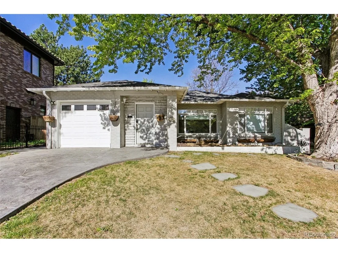 Photo of 345 Grape St