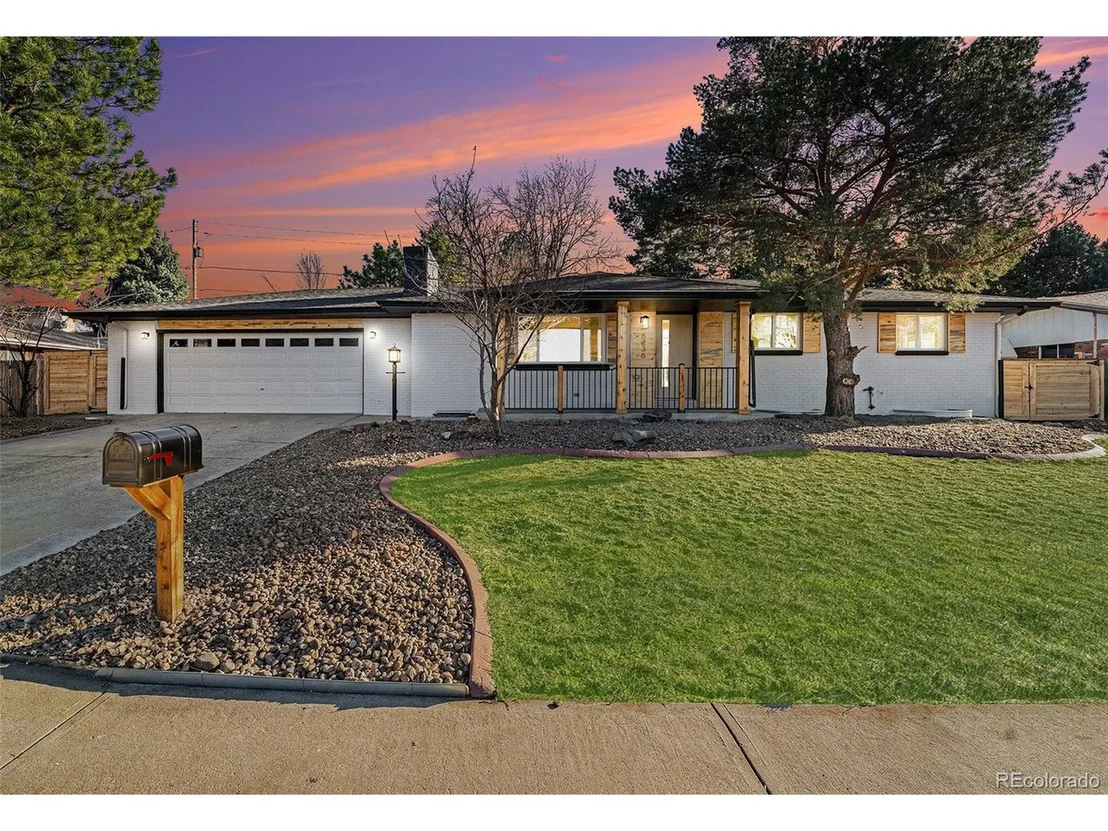 Photo of 8236 W 71st Pl