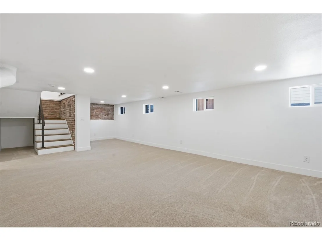 Photo of 4992 Bryant St