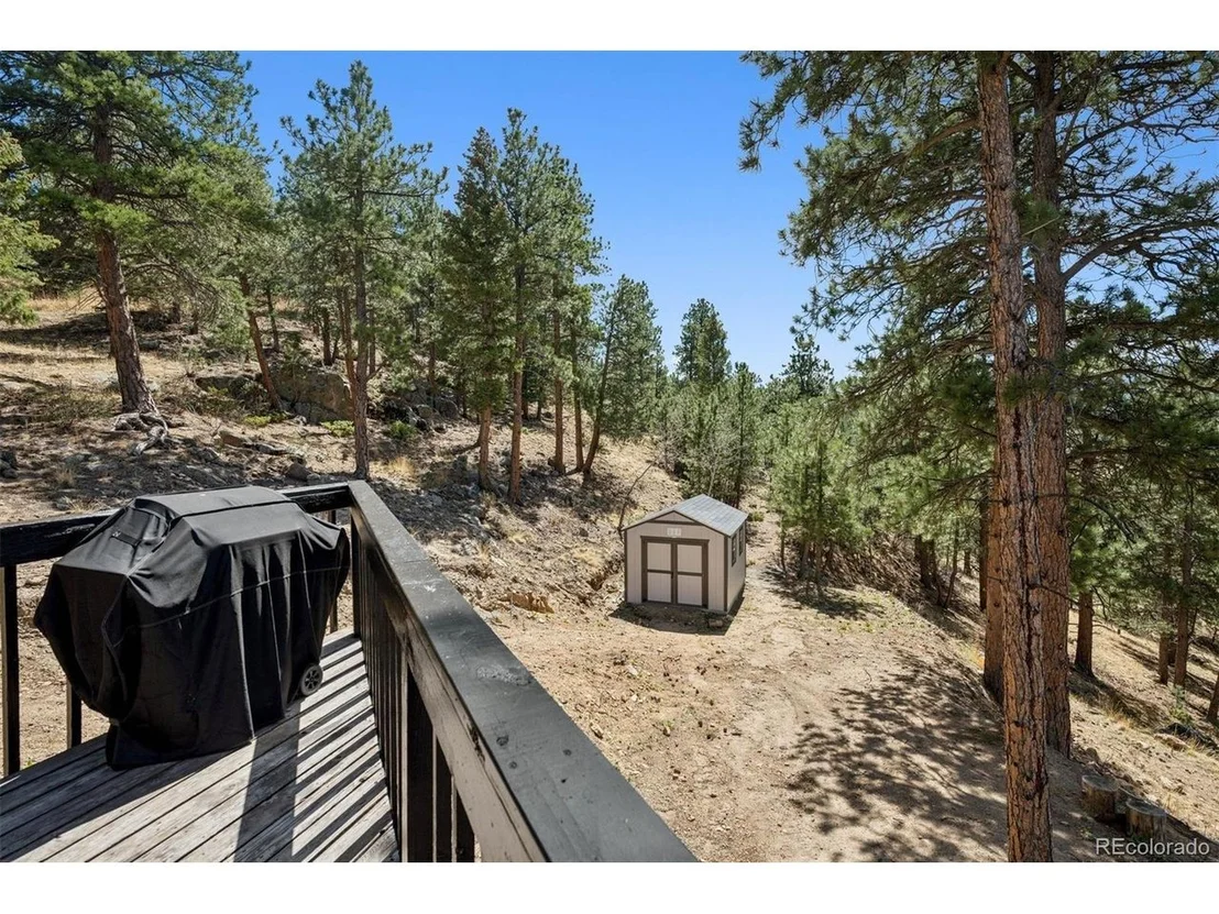 Photo of 27383 Mildred Ln