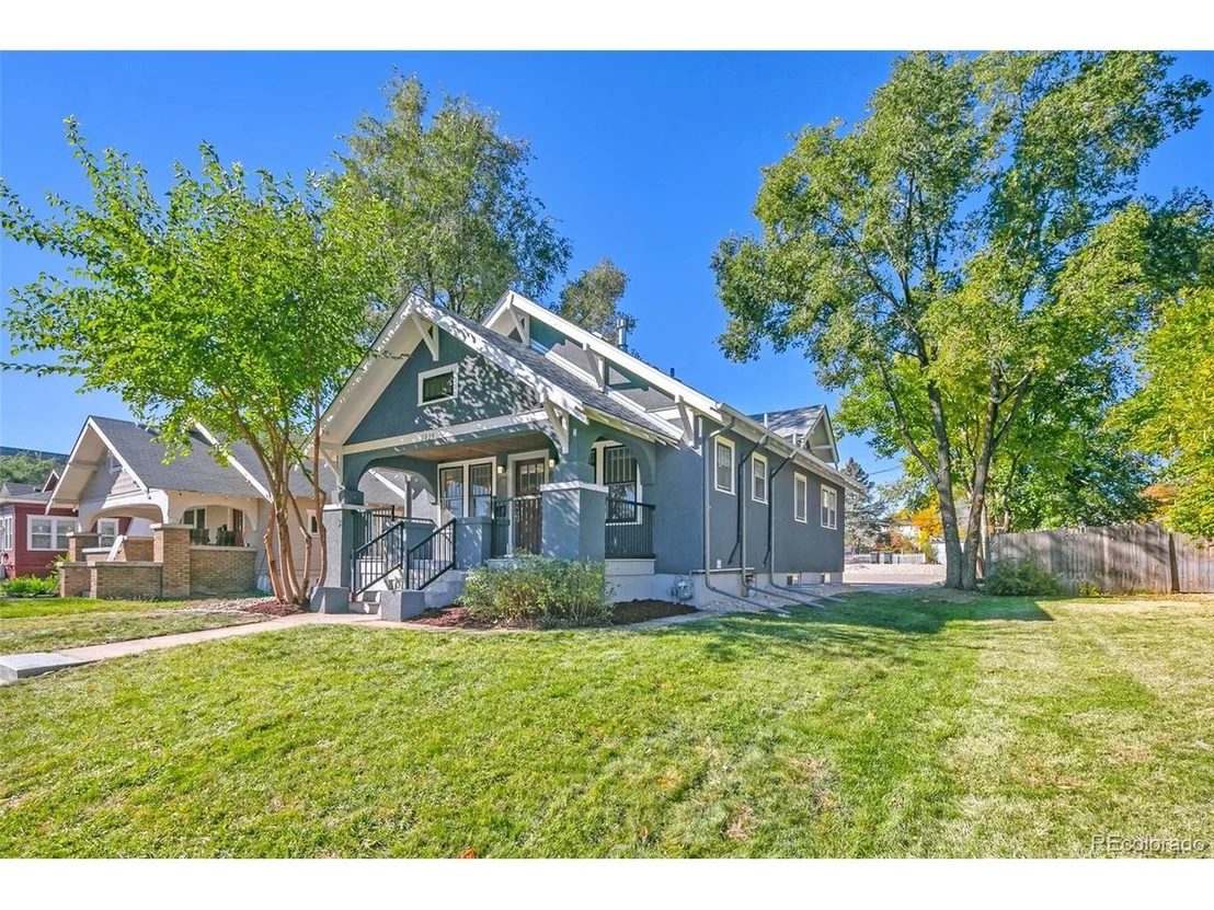 Photo of 2029 8th Ave