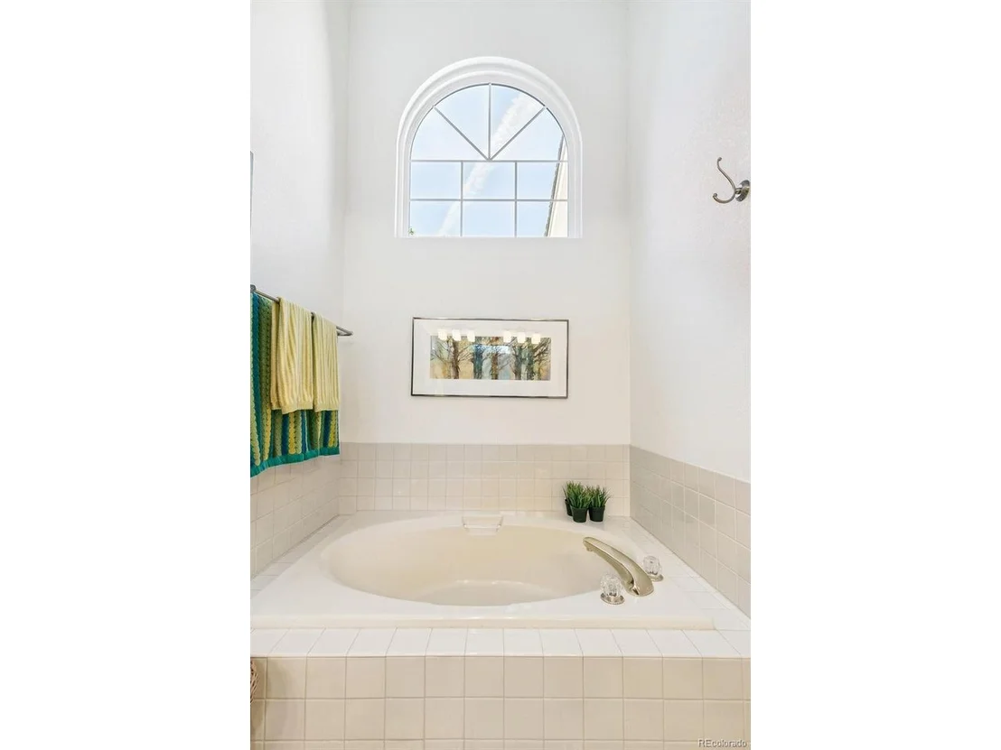 Photo of 9528 La Quinta Dr