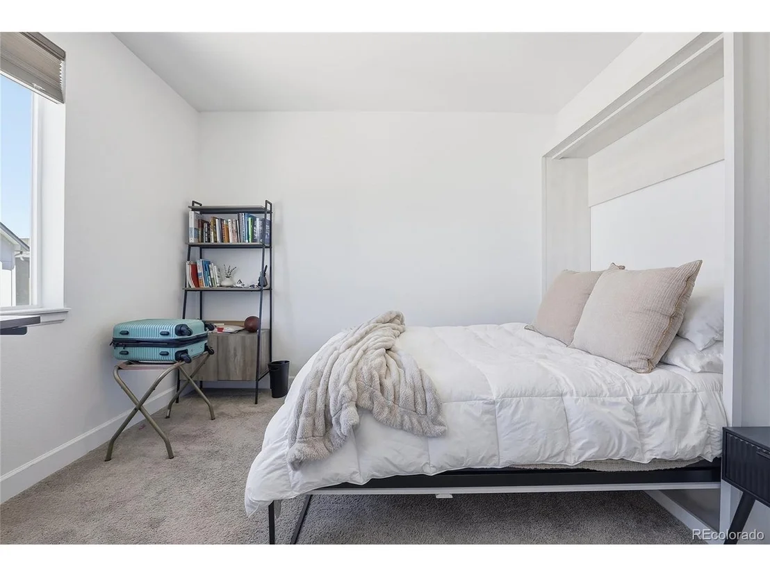 Photo of 5727 Van Gordon Way
