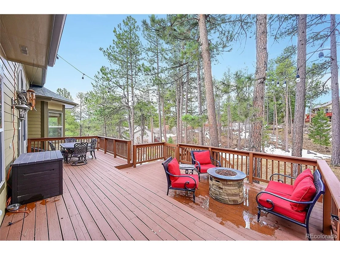 Photo of 882 Independence Dr