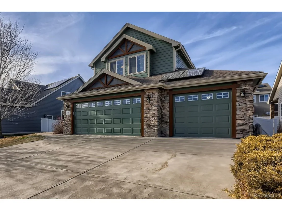 Photo of 451 Sundance Dr