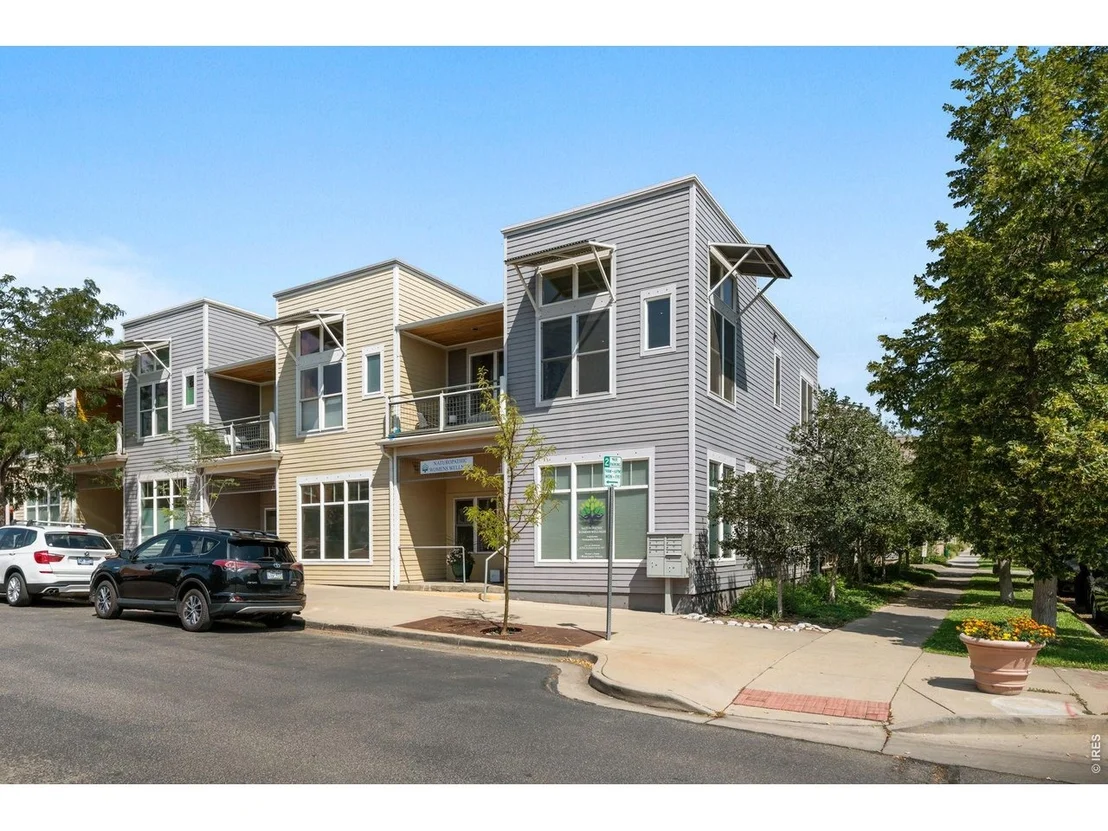 Photo of 1299 Yellow Pine Ave