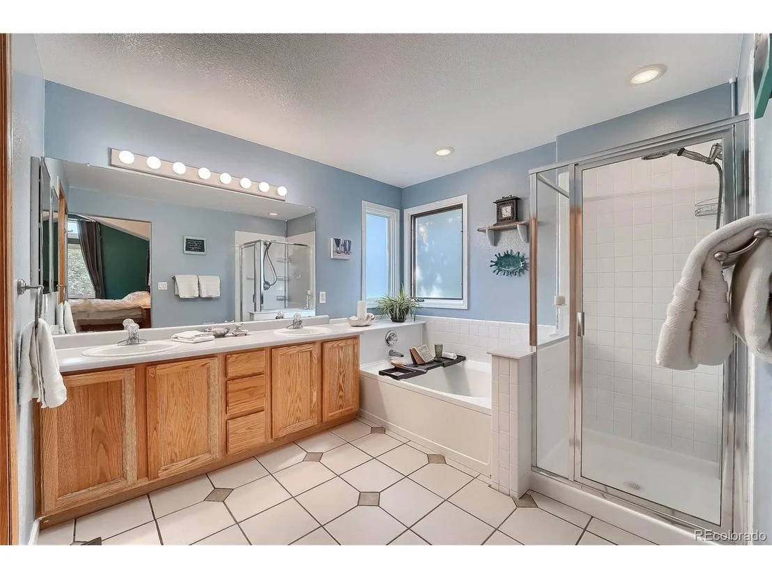 Photo of 543 Cherrywood Dr
