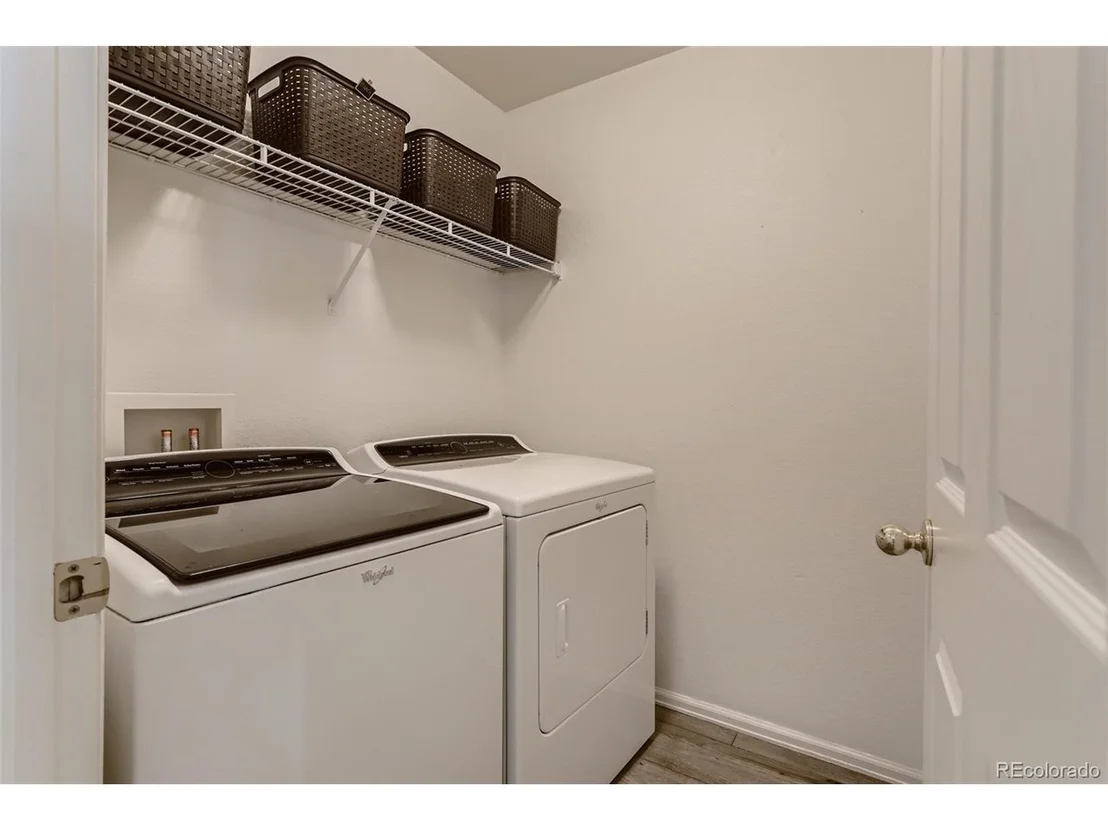 Photo of 252 Firestone Cir