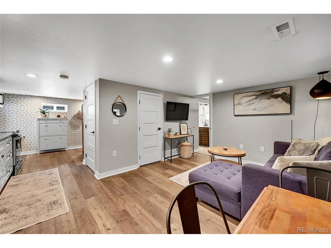 Photo of 2936 Sheridan Blvd