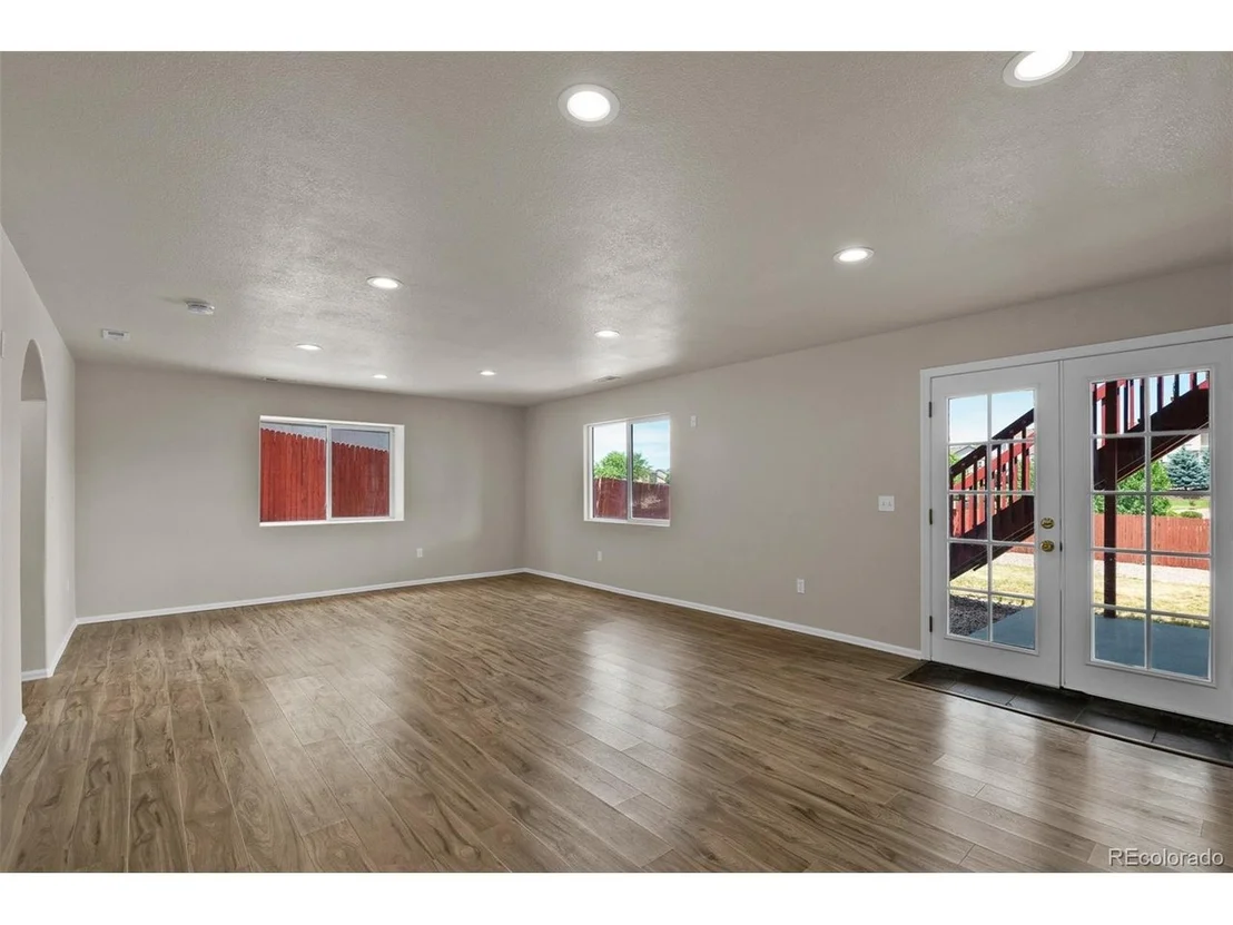 Photo of 3839 Range Dr