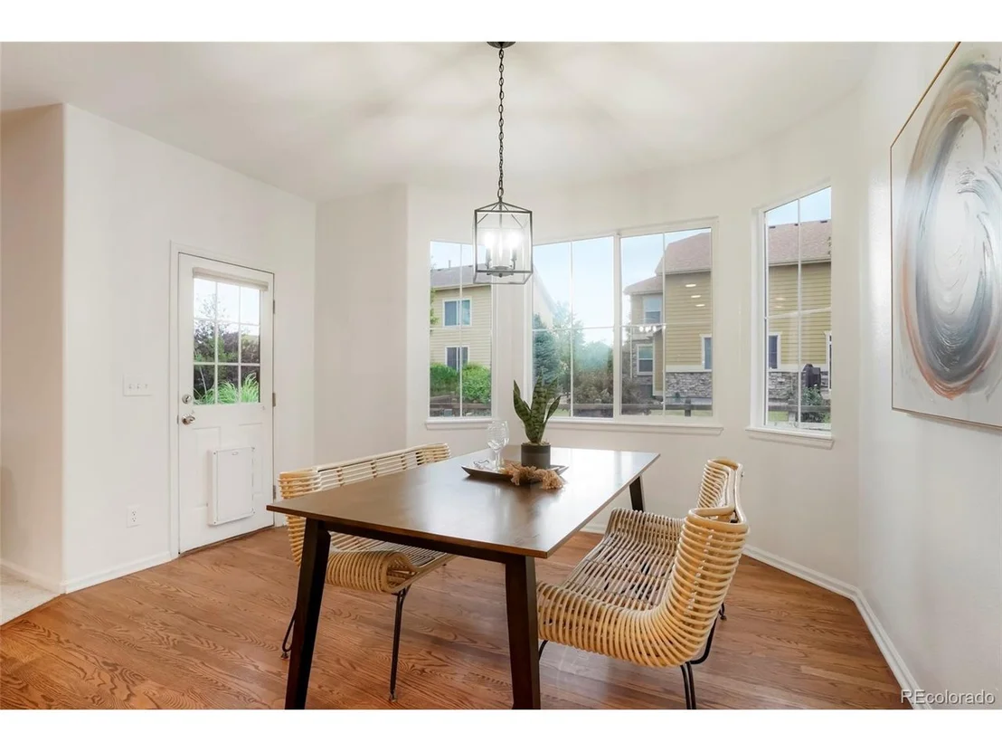 Photo of 520 N Flat Rock Cir