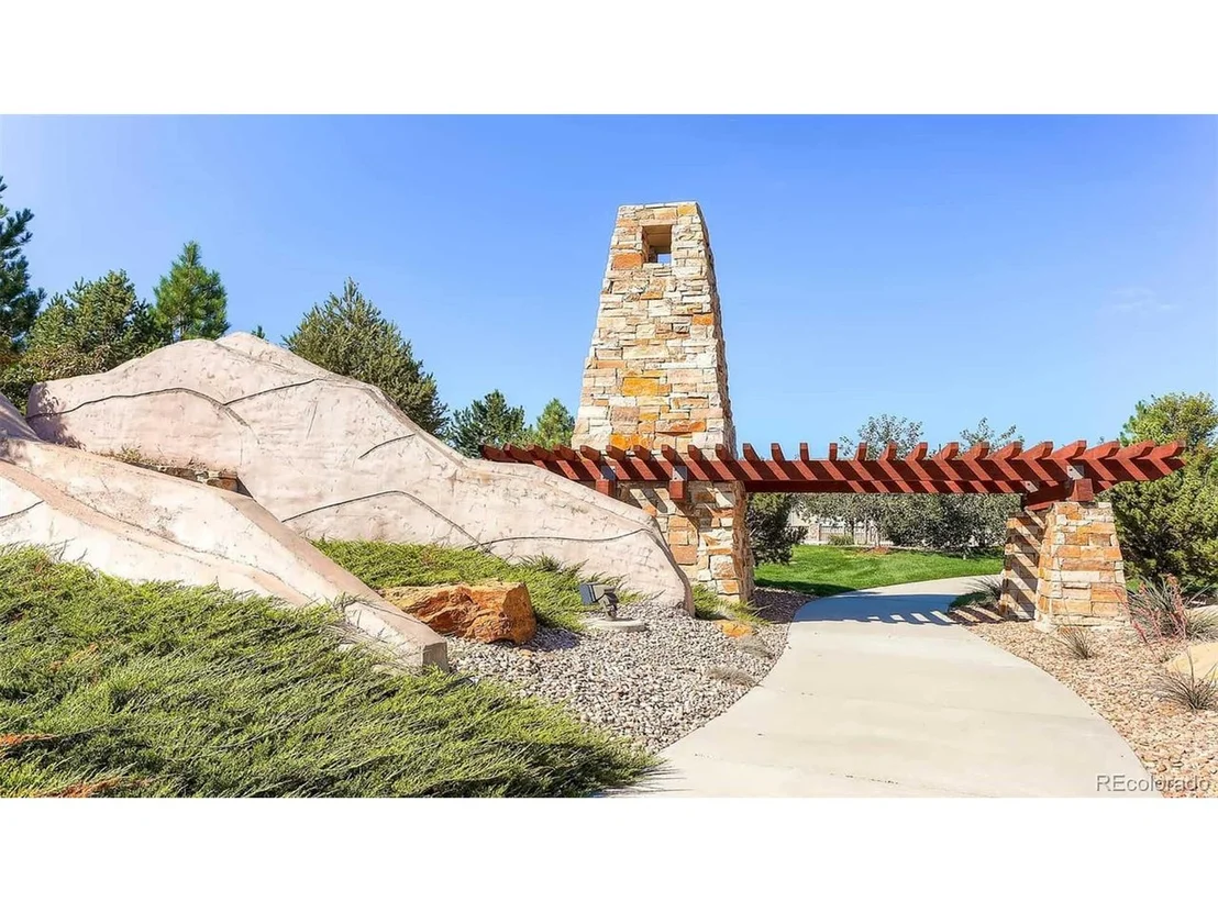 Photo of 16619 Prospect Ln