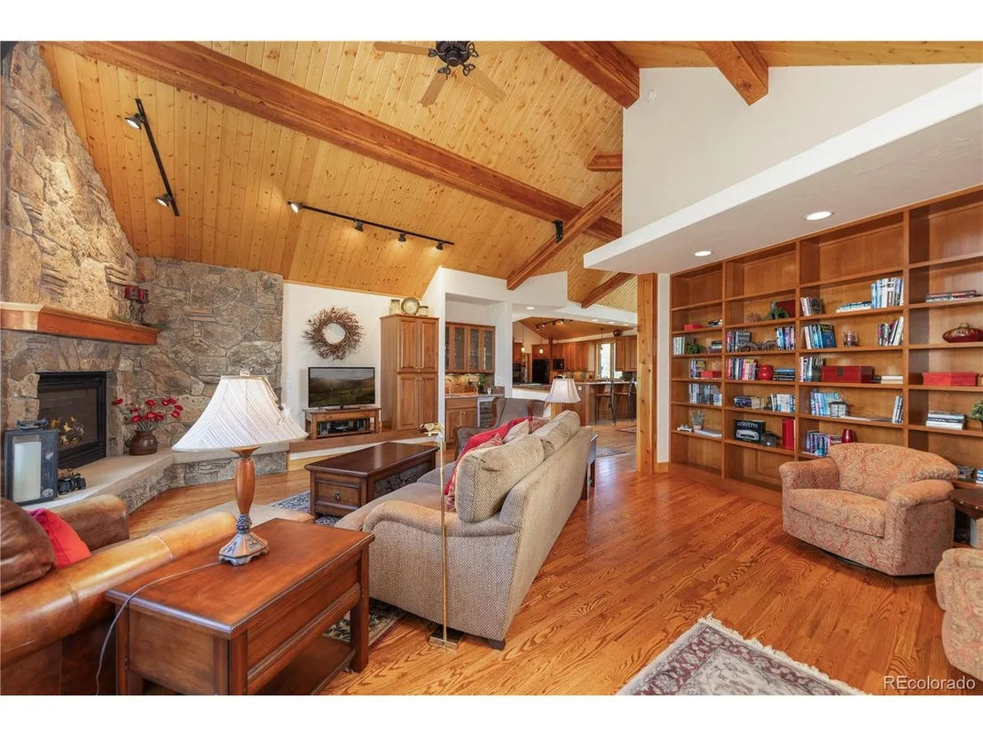 Photo of 1755 Red Hawk Rd