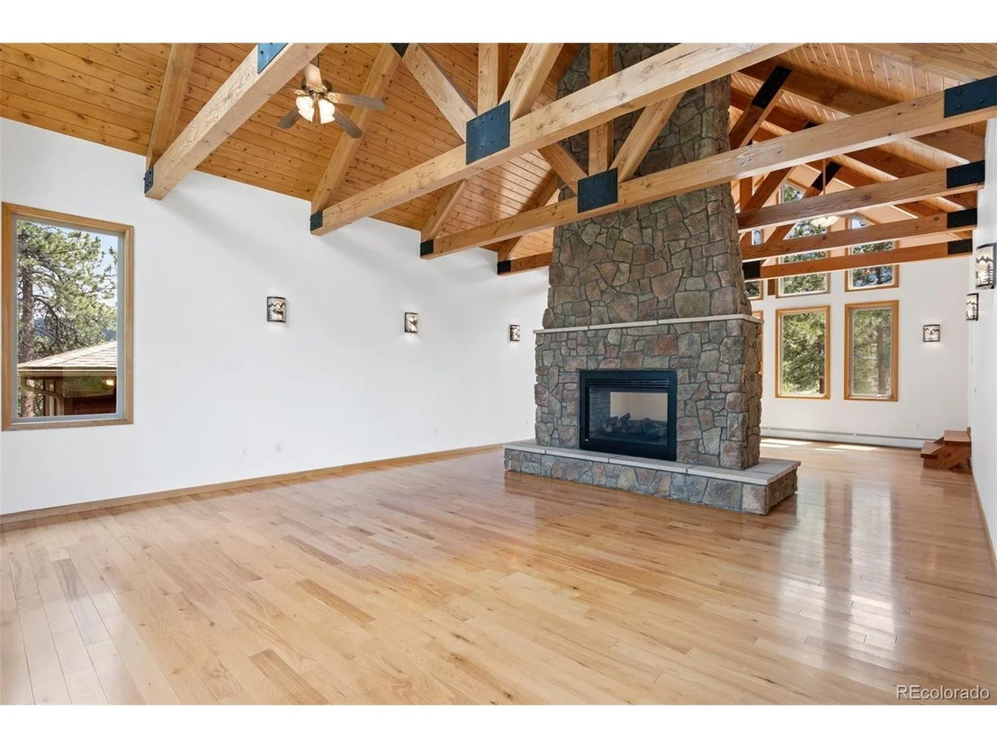 Photo of 1661 Old Stagecoach Rd