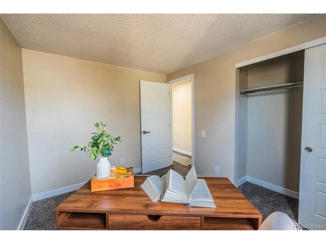 Photo of 8744 Independence Way