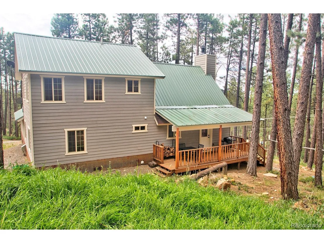Photo of 370 Hillside Dr