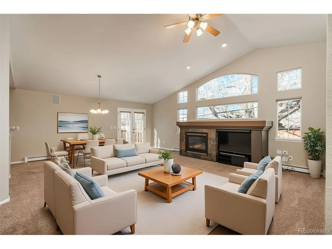 Photo of 4062 Lee Cir