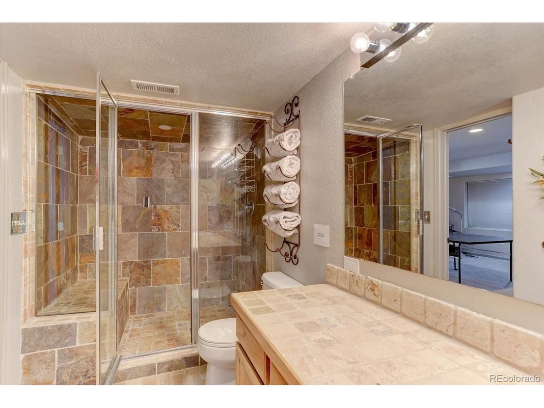 Photo of 19 Amaranth Dr