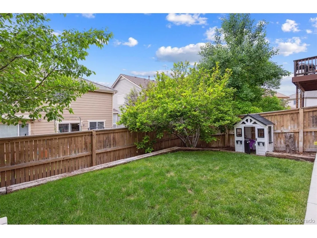 Photo of 10535 Laurelglen Cir