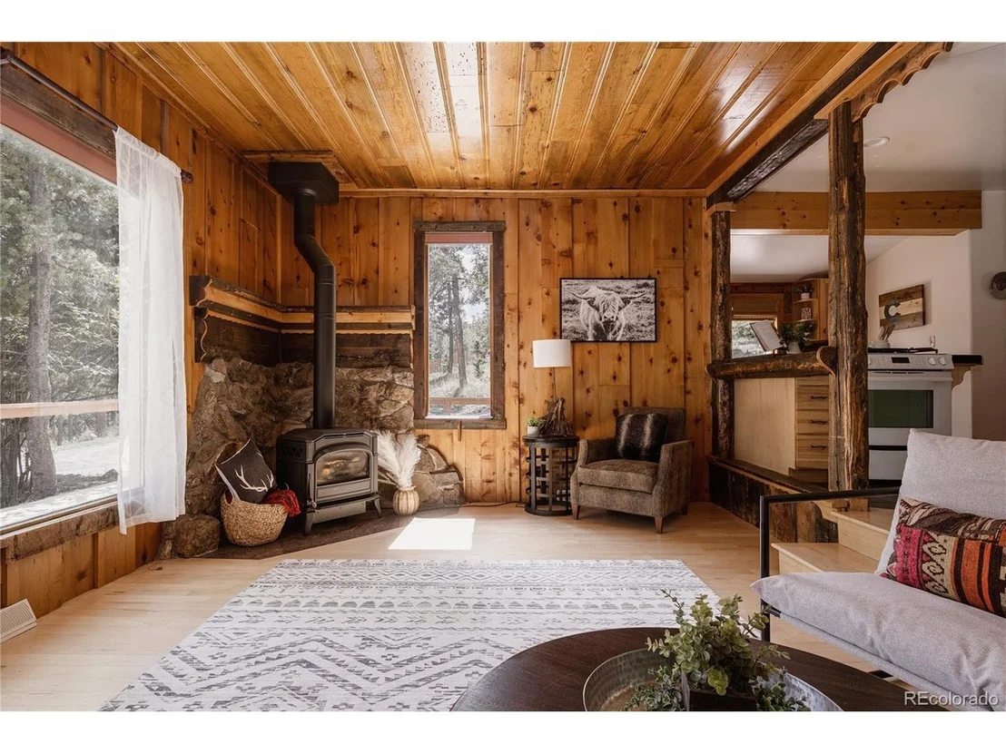 Photo of 190 Circle Dr