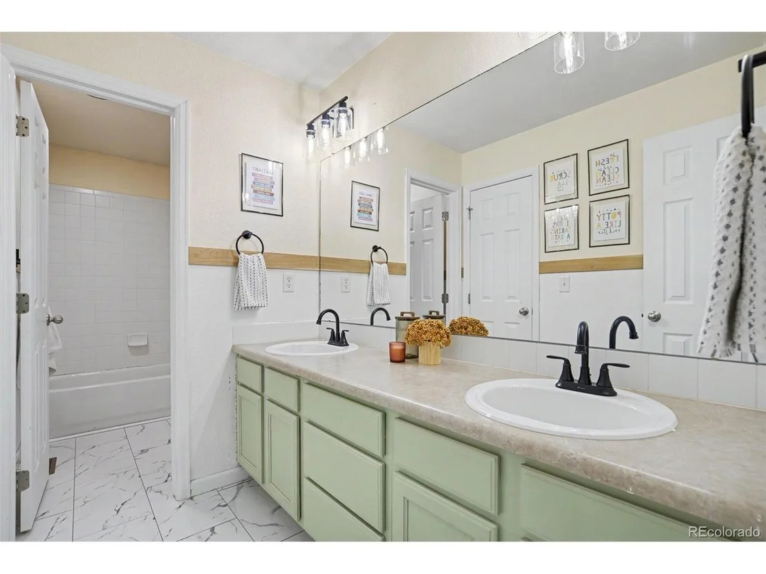 Photo of 3648 Holmes Ln