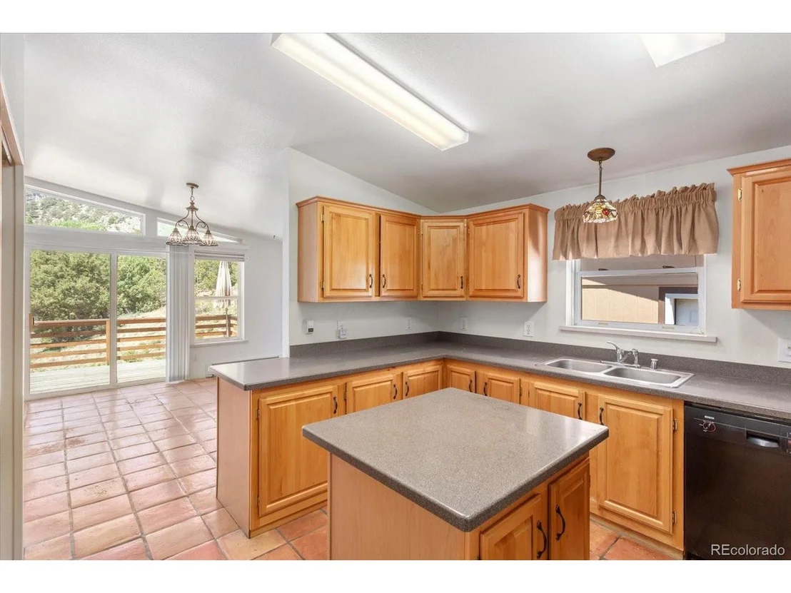 Photo of 4003 County Road 4
