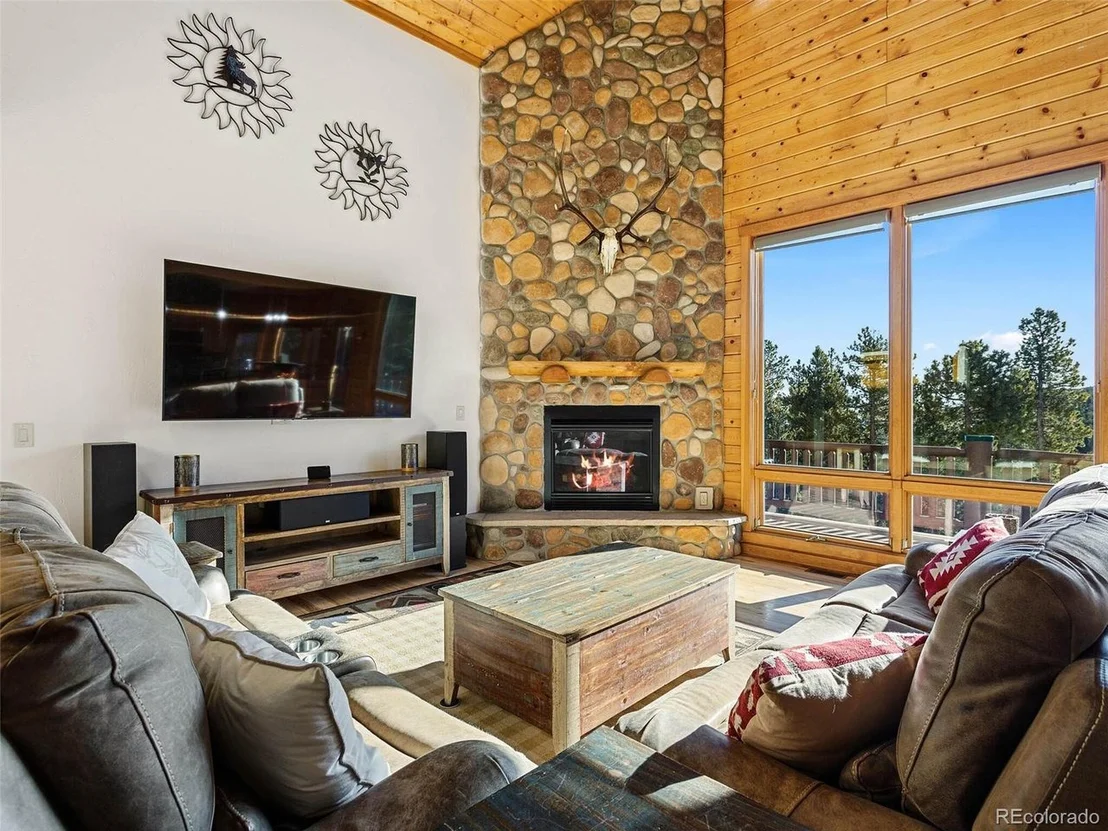 Photo of 98 Valley View Ln