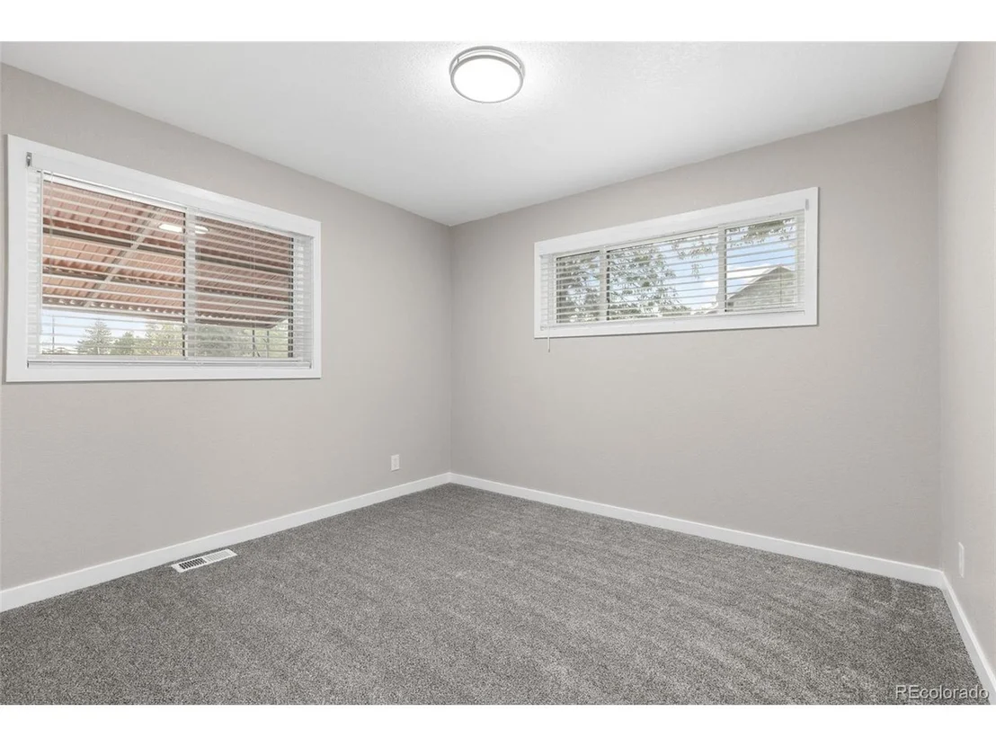Photo of 100 Emerald St