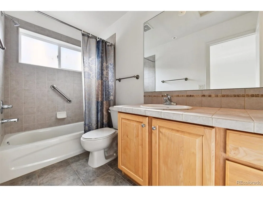 Photo of 250 Laramie Blvd