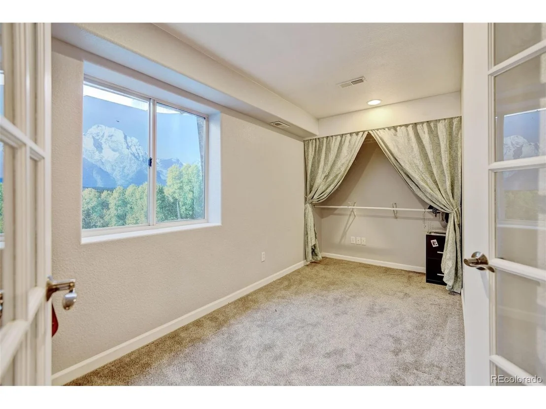 Photo of 2937 W Yarrow Cir