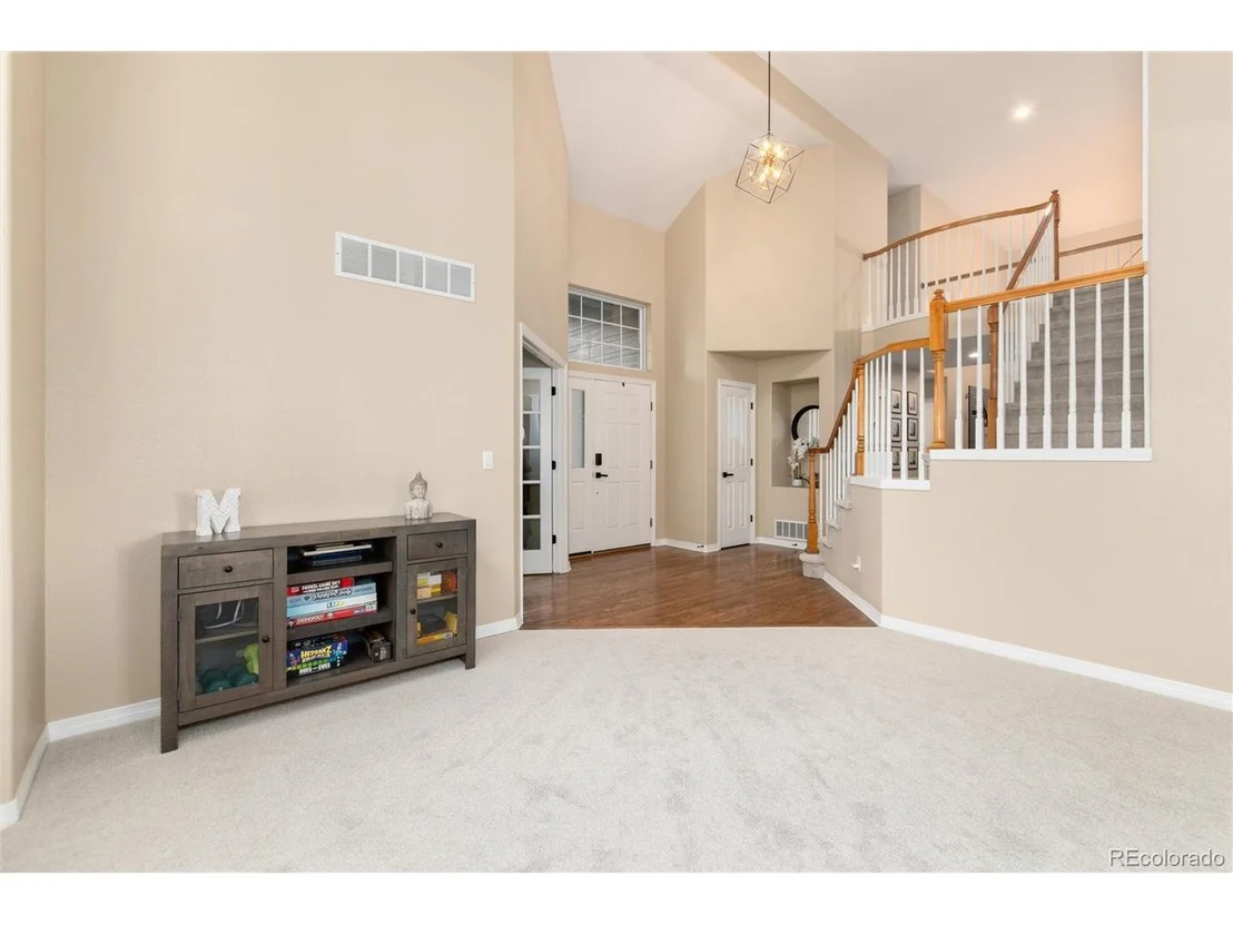Photo of 15862 Crestrock Cir