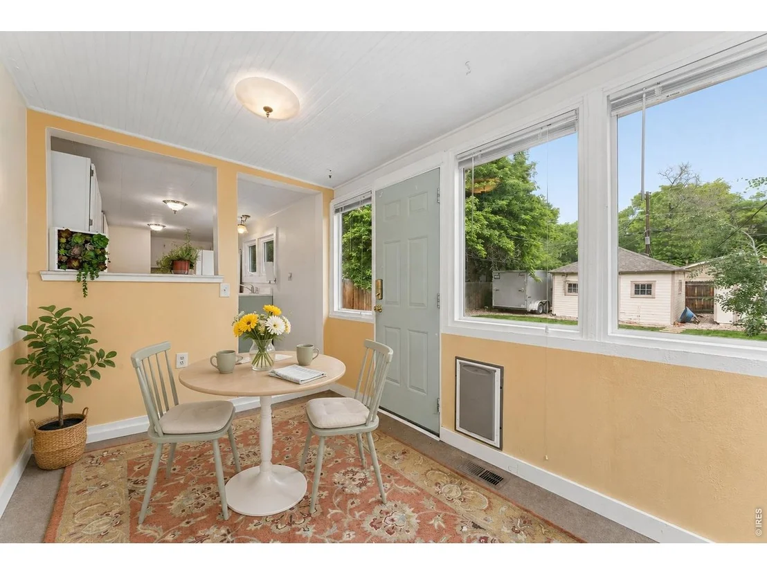 Photo of 638 Welch Ave