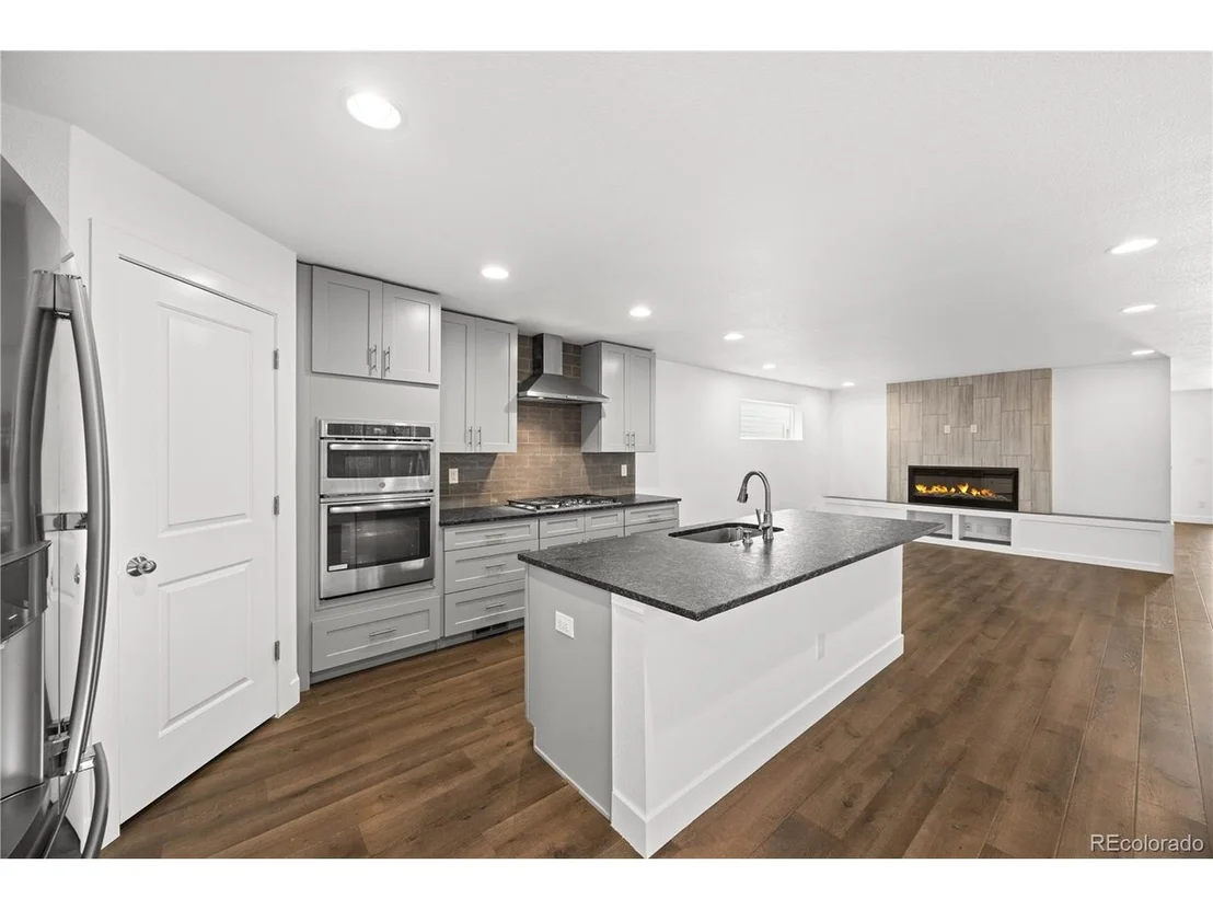 Photo of 3054 N Speer Blvd