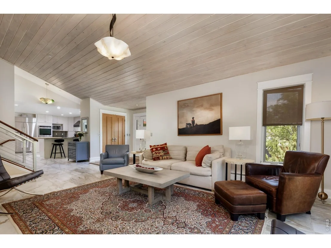 Photo of 8929 Tahoe Ln