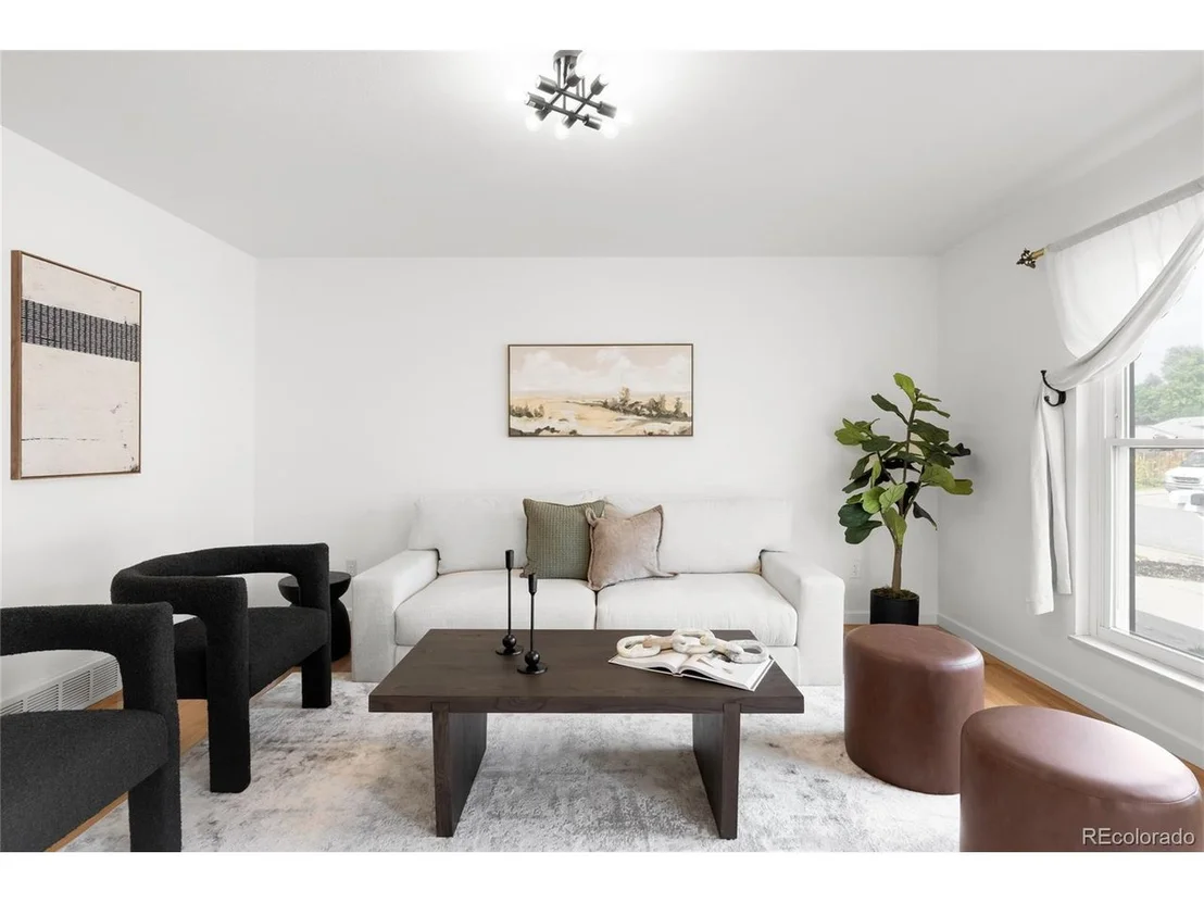 Photo of 13078 W Marlowe Ave
