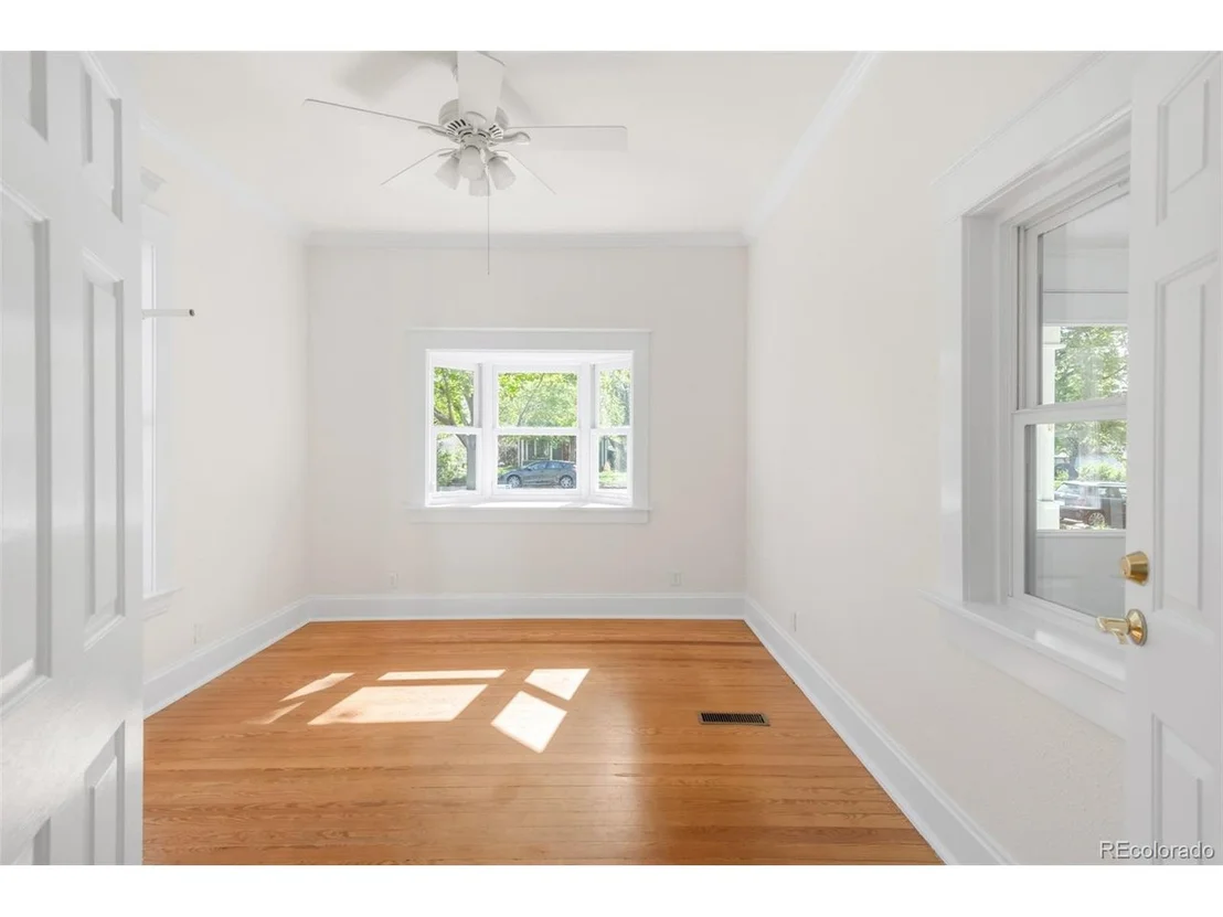 Photo of 539 Baker St