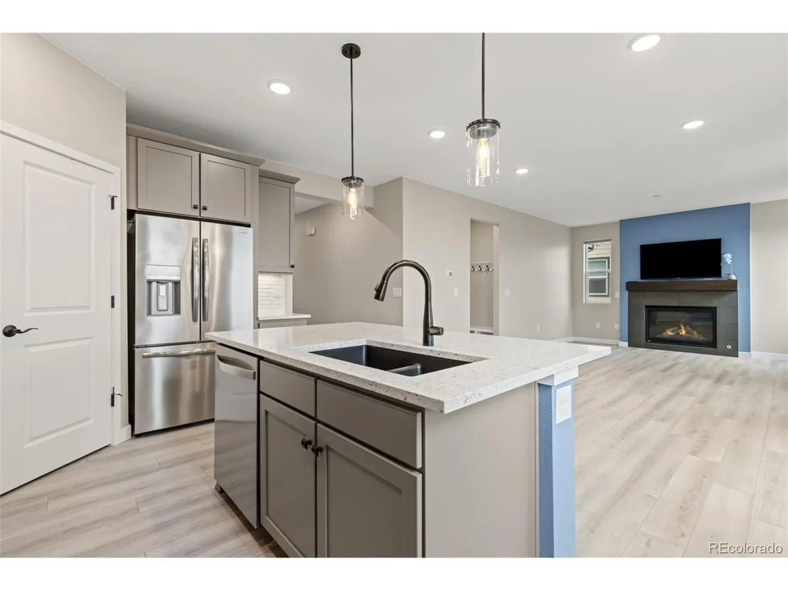 Photo of 5388 Riverbend Ave