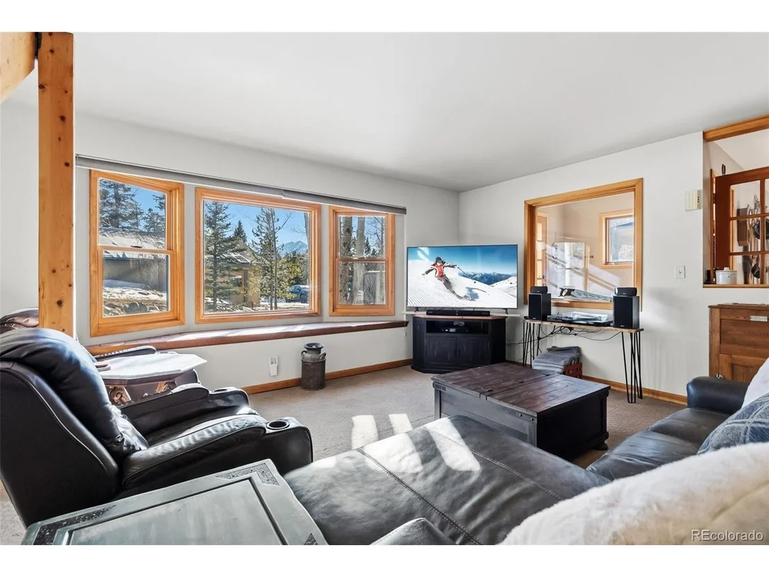 Photo of 277 G Rd