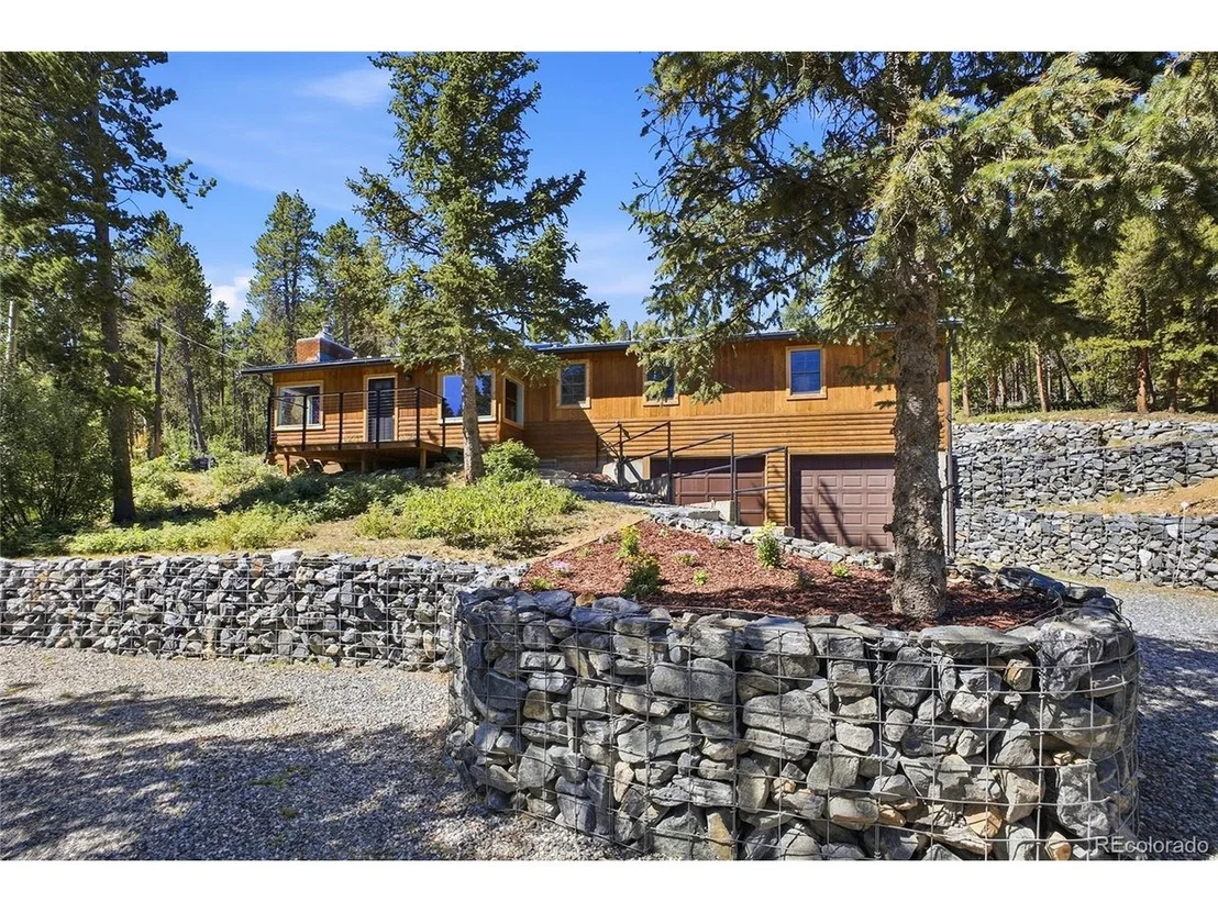 Photo of 356 Gold Rd