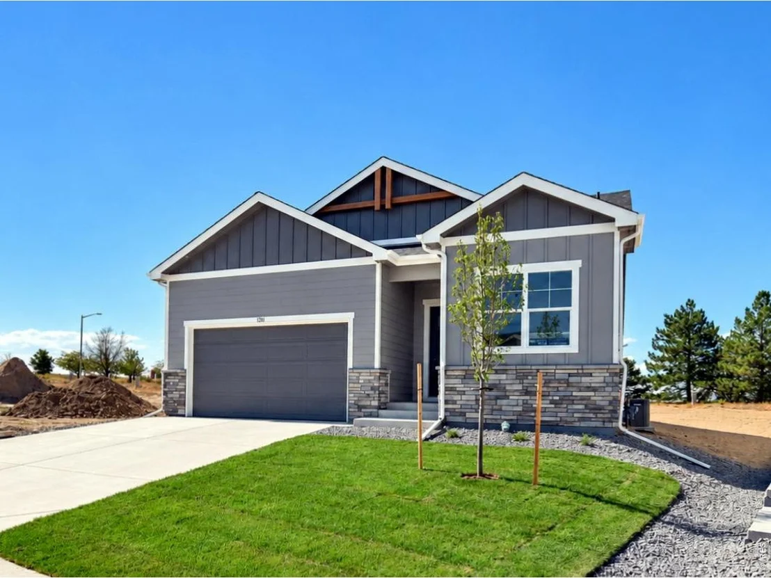 Photo of 1201 106th Ave
