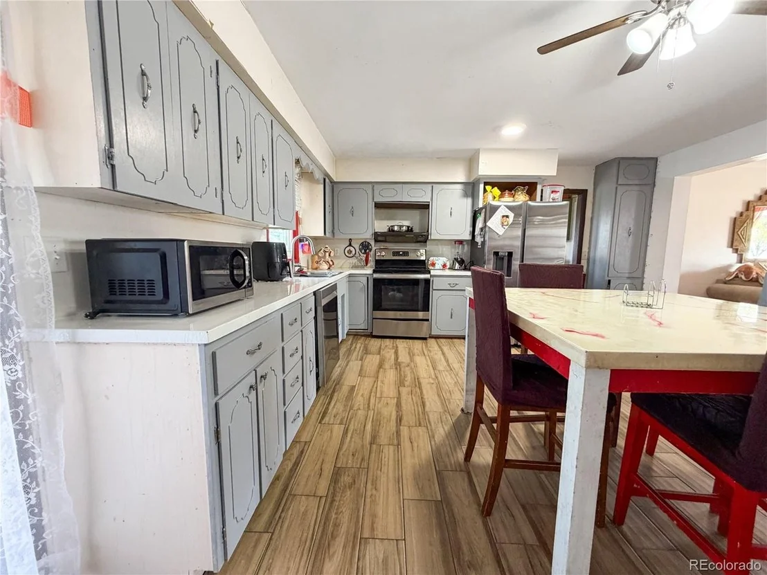 Photo of 662 Ash Ave