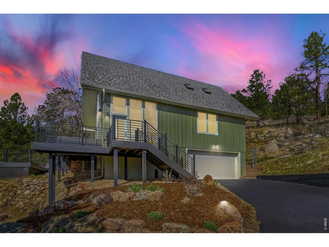Photo of 3132 Linden Dr